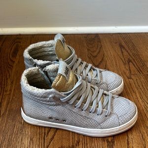 Grey High Top P448